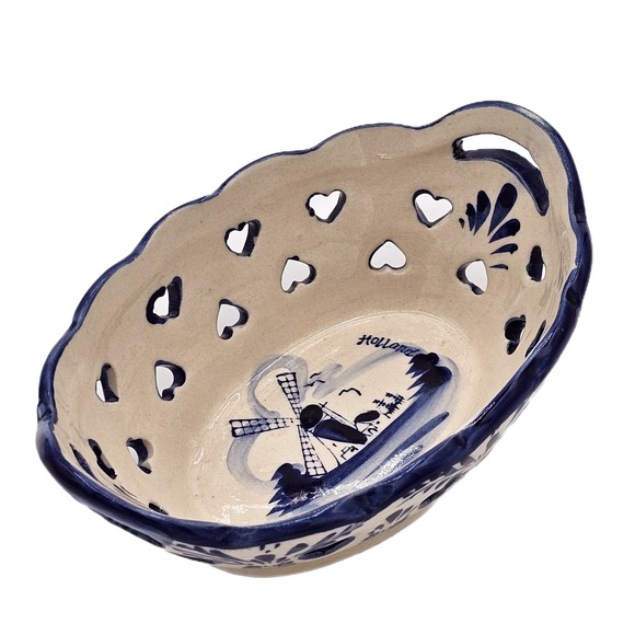 Delft Hand Painted Ceramic Dish with Handles Vintage Heart Cutout Design Holland - Picture 1 of 6